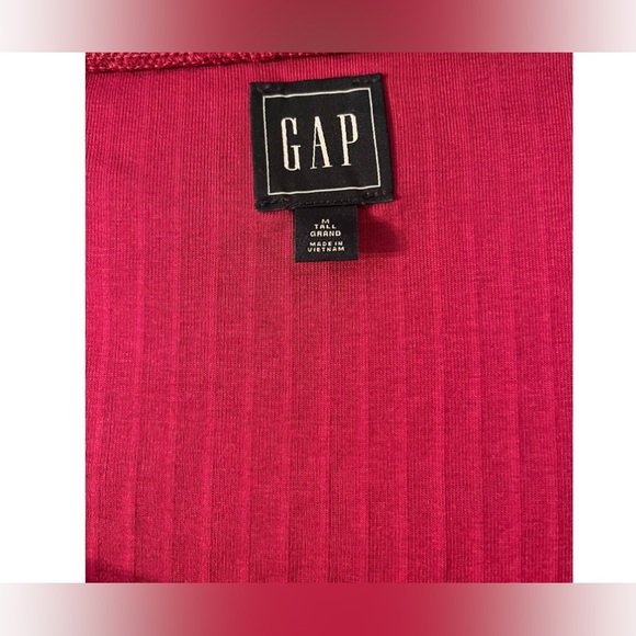 GAP square neck ribbed top - size M tall - Picture 7 of 8